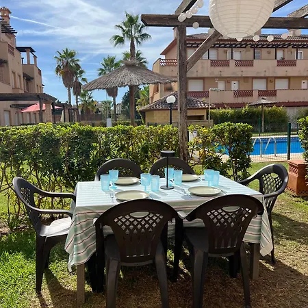 Oliva & Paradise Apartment