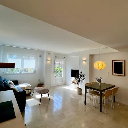 Oliva & Paradise * Playa